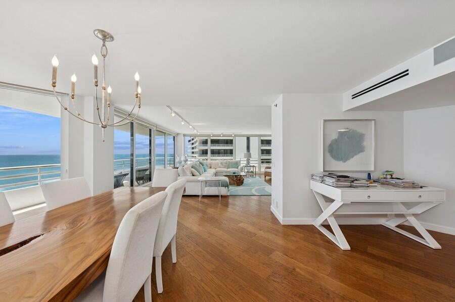 1400 South Ocean Boulevard, Unit 1106 Boca Raton, FL 33432 - Photo 7 of 82 Dining / Living Area