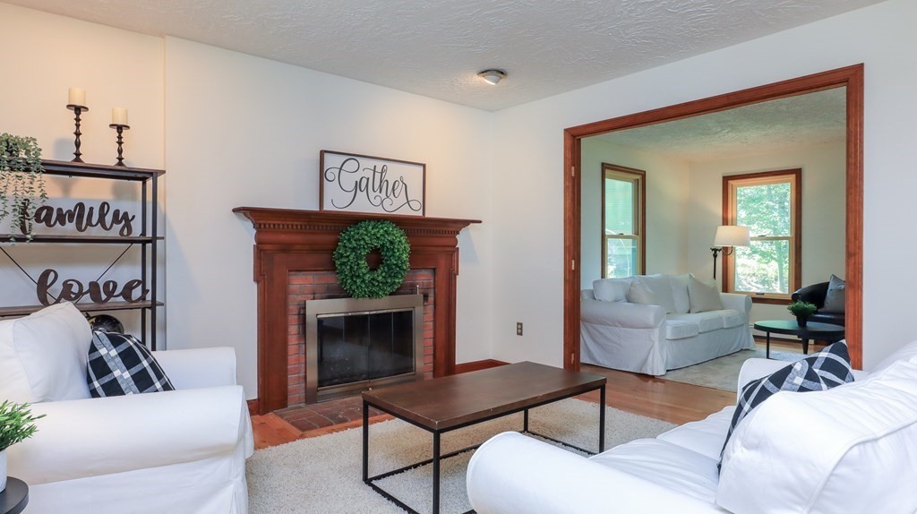 3 Scott Road Littleton, MA 01460 - Photo 6 of 39