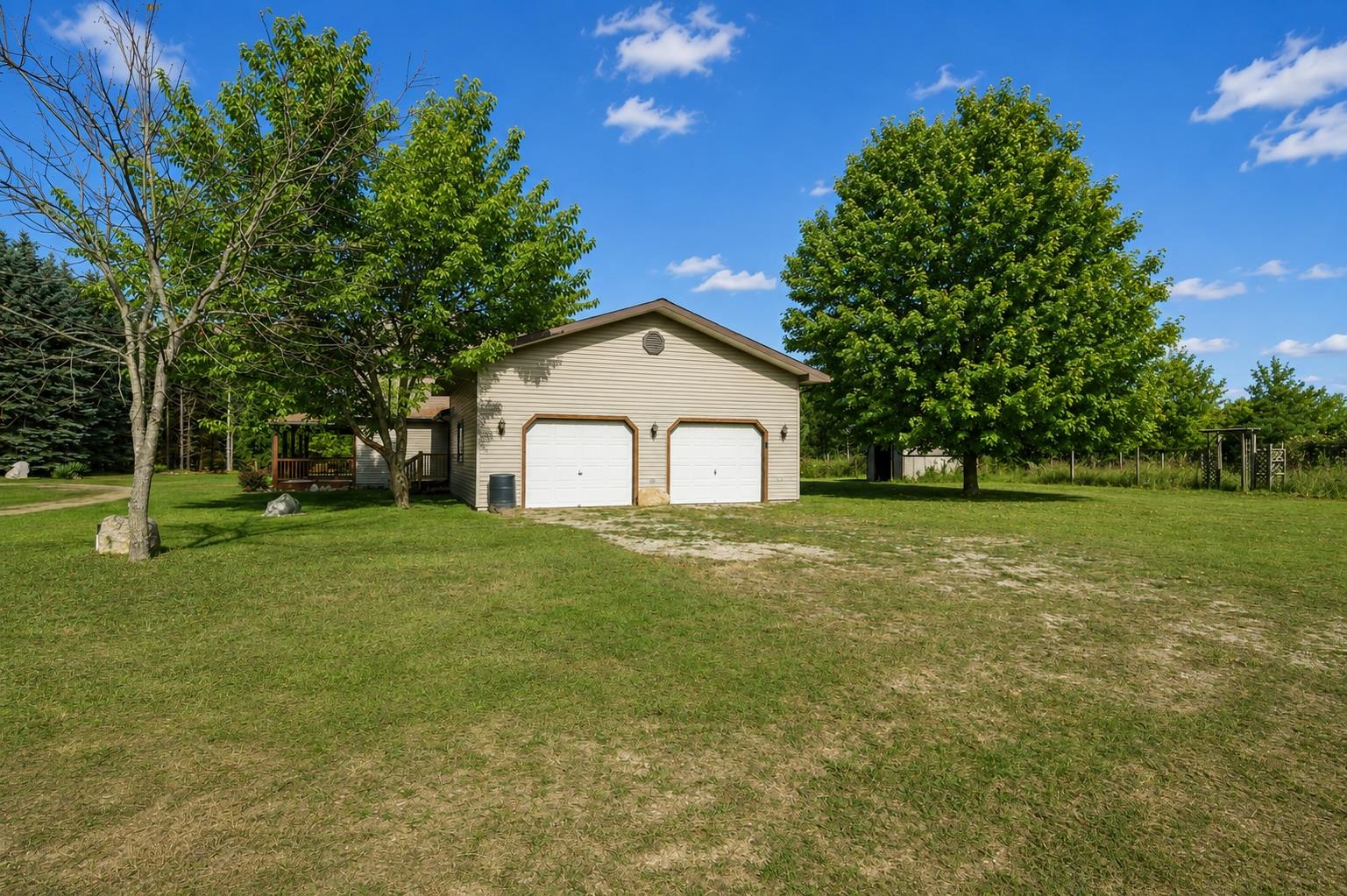 10039 McPherson Road Alden, MI 49612 - Photo 32 of 33 1939958-c3937f20-858c-4774-b87b-ffbf3a9288f3.JPG