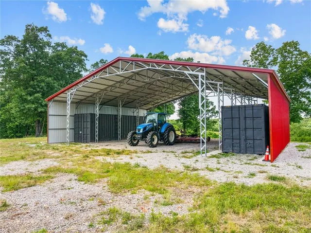 $1,200,000 | 2313 Flat Creek Road, Cape Fair, MO 65624