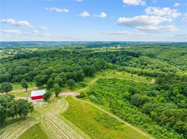$1,200,000 | 2313 Flat Creek Road, Cape Fair, MO 65624