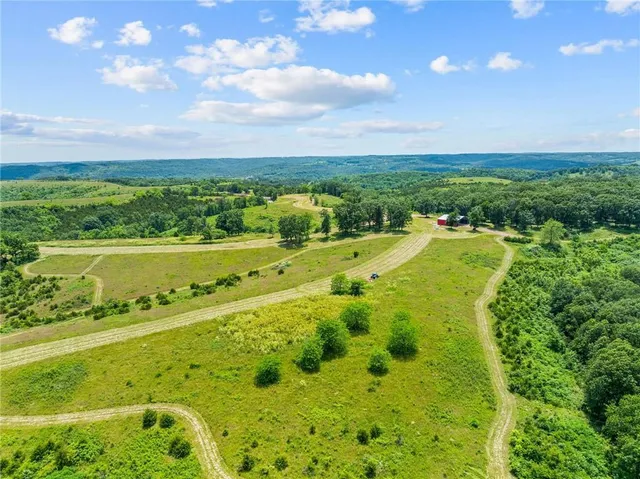 $1,200,000 | 2313 Flat Creek Road, Cape Fair, MO 65624