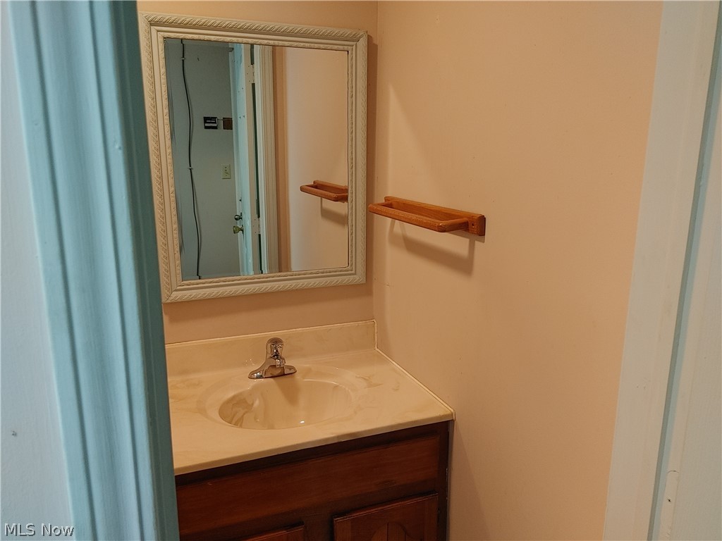 701 Abbe Road North Elyria, OH 44035 - Photo 12 of 23 Half Bath