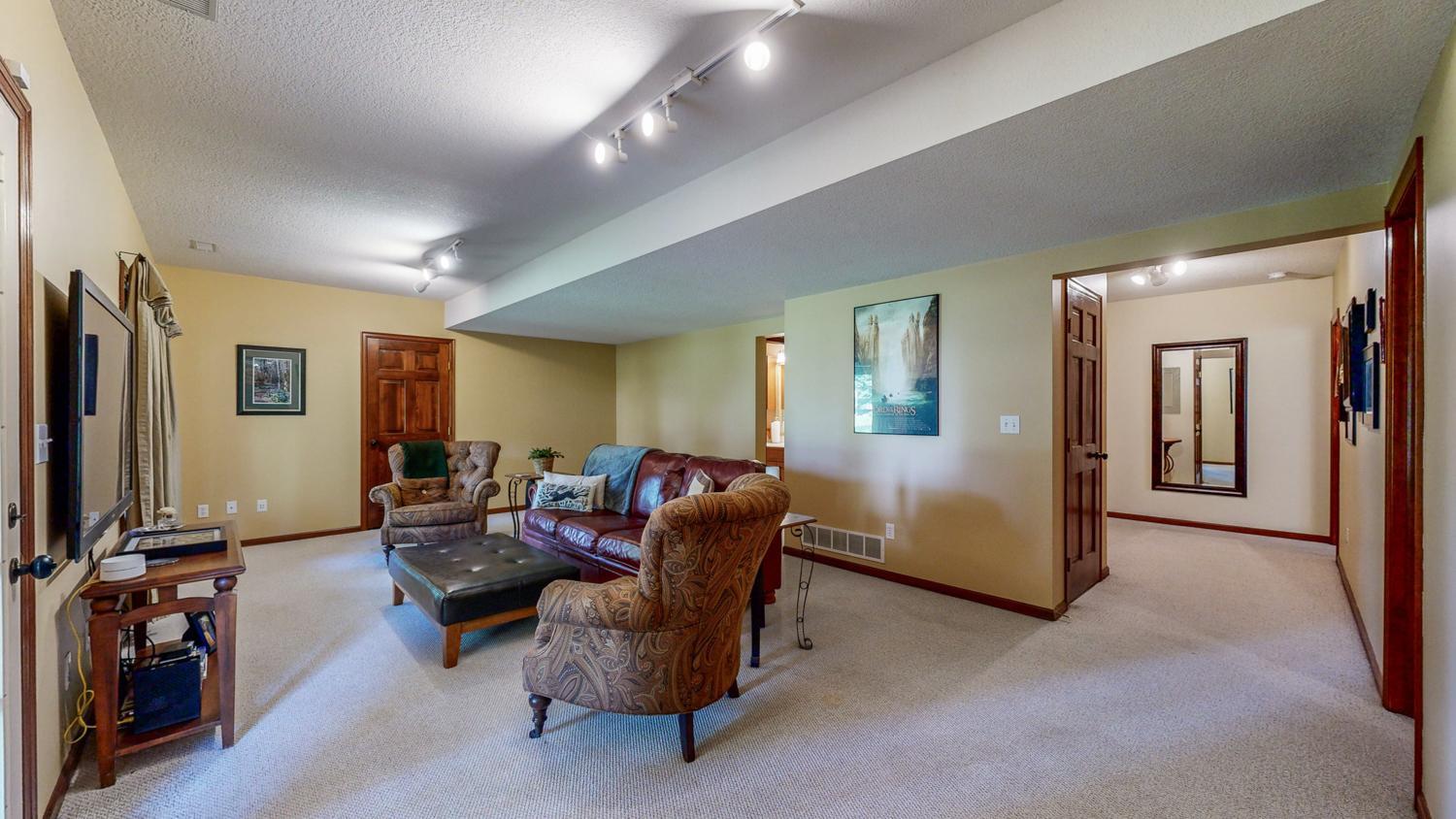 1900 Stonewall Lane Southwest Rochester, MN 55902 - Photo 43 of 60