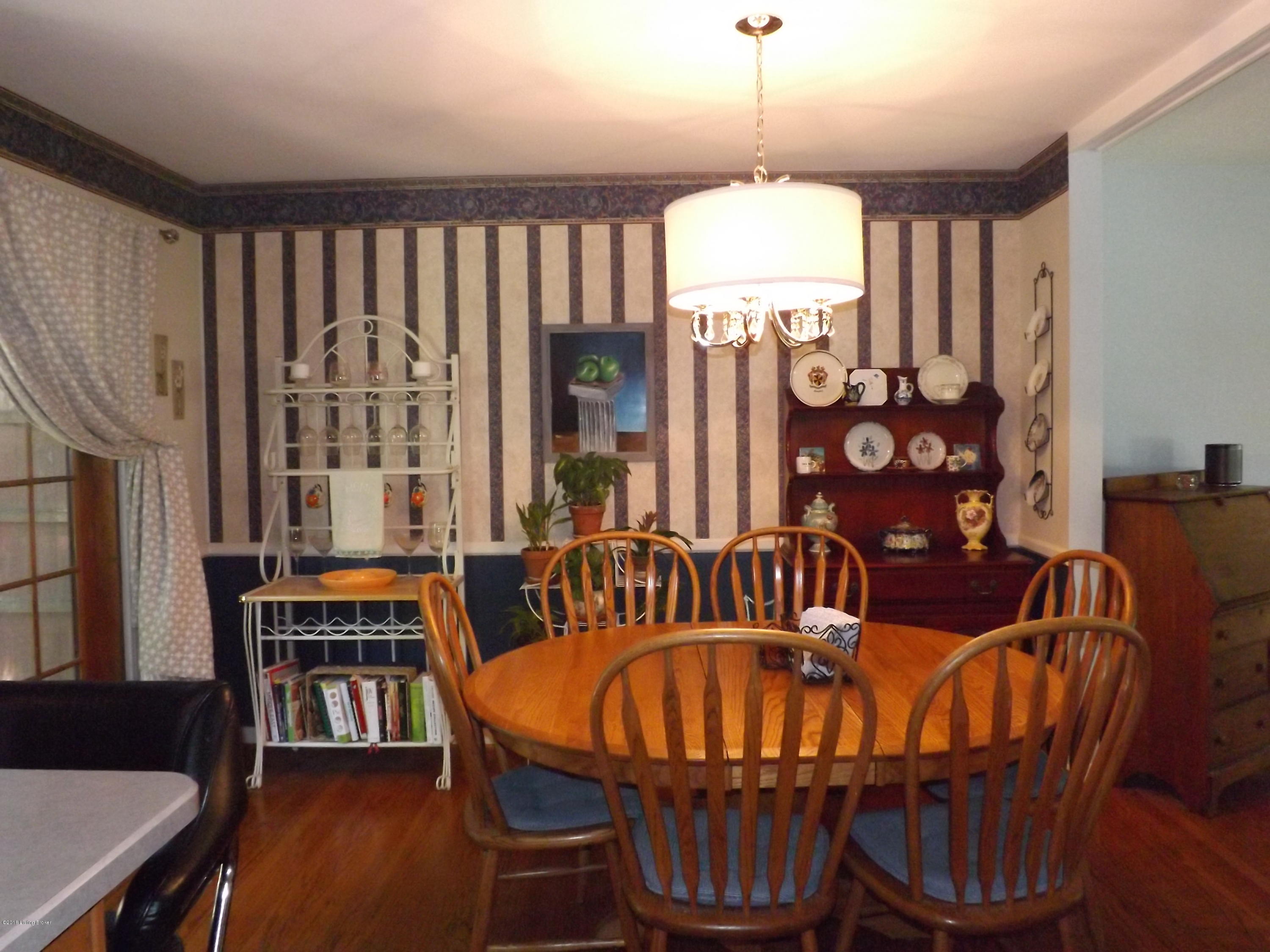 116 Blue Ridge Road Louisville, KY 40223 - Photo 11 of 36 DSCF6176