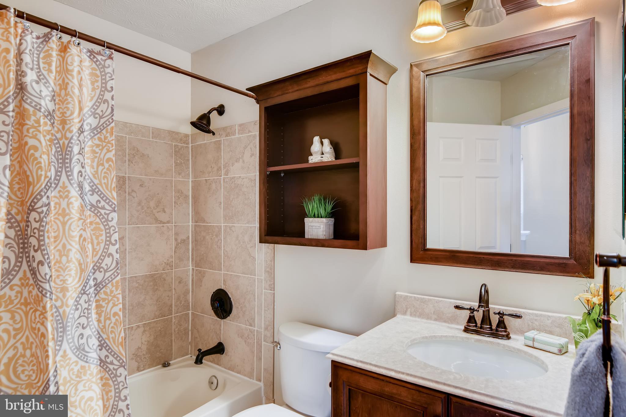5334 Kelmscot Road Baltimore, MD 21237 - Photo 18 of 33 Upstairs Bathroom