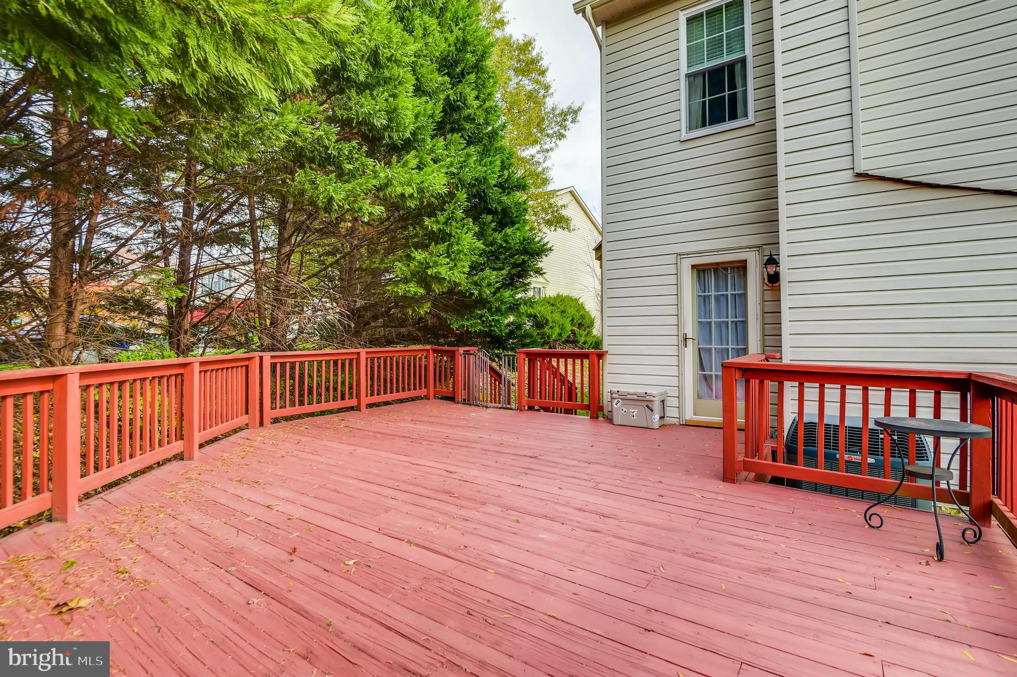 5334 Kelmscot Road Baltimore, MD 21237 - Photo 32 of 33 Exterior rear with large deck