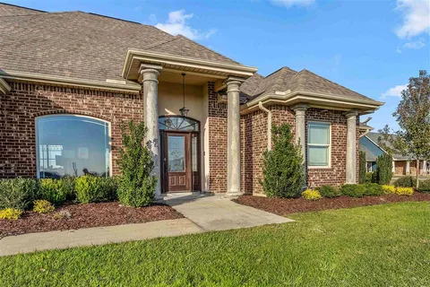 $489,000 | 24000 North Prairie Way, Iowa, LA 70647