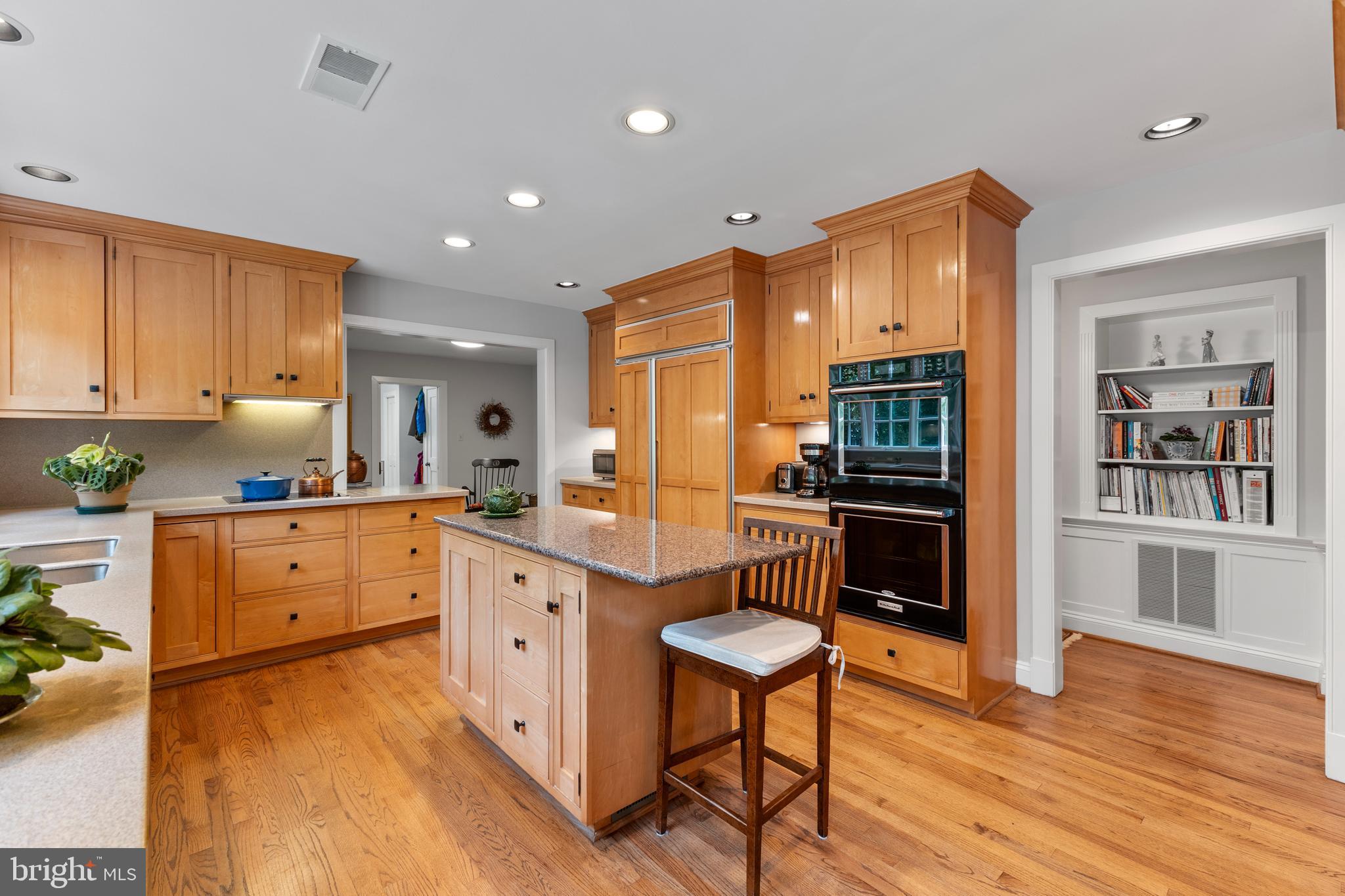 11103 Burywood Lane Reston, VA 20194 - Photo 13 of 68