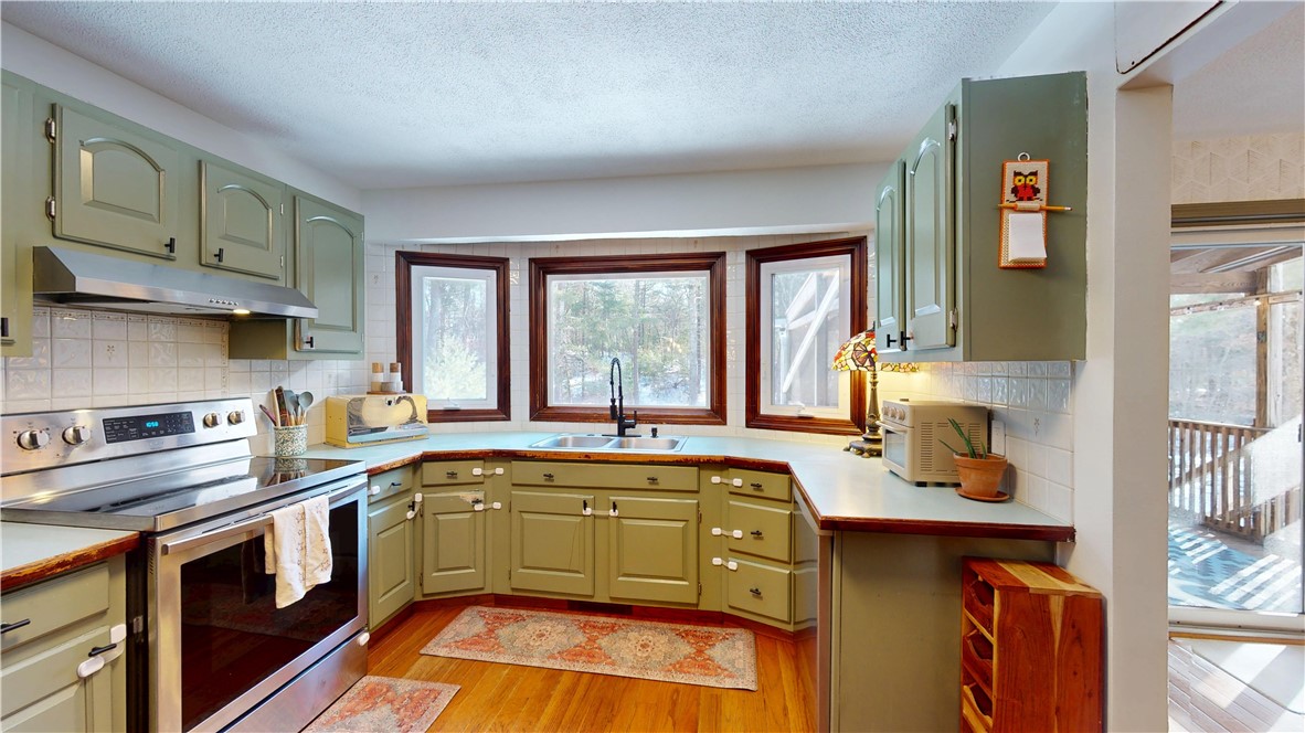 120 Pig Hill Road Coventry, RI 02827 - Photo 21 of 38