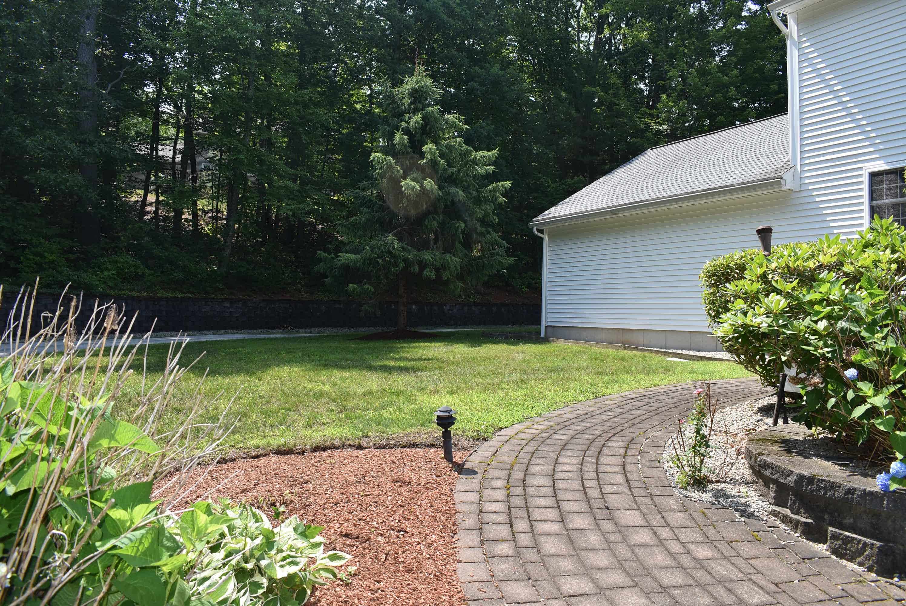 51 Westview Road Brookline, NH 03033 - Photo 25 of 29