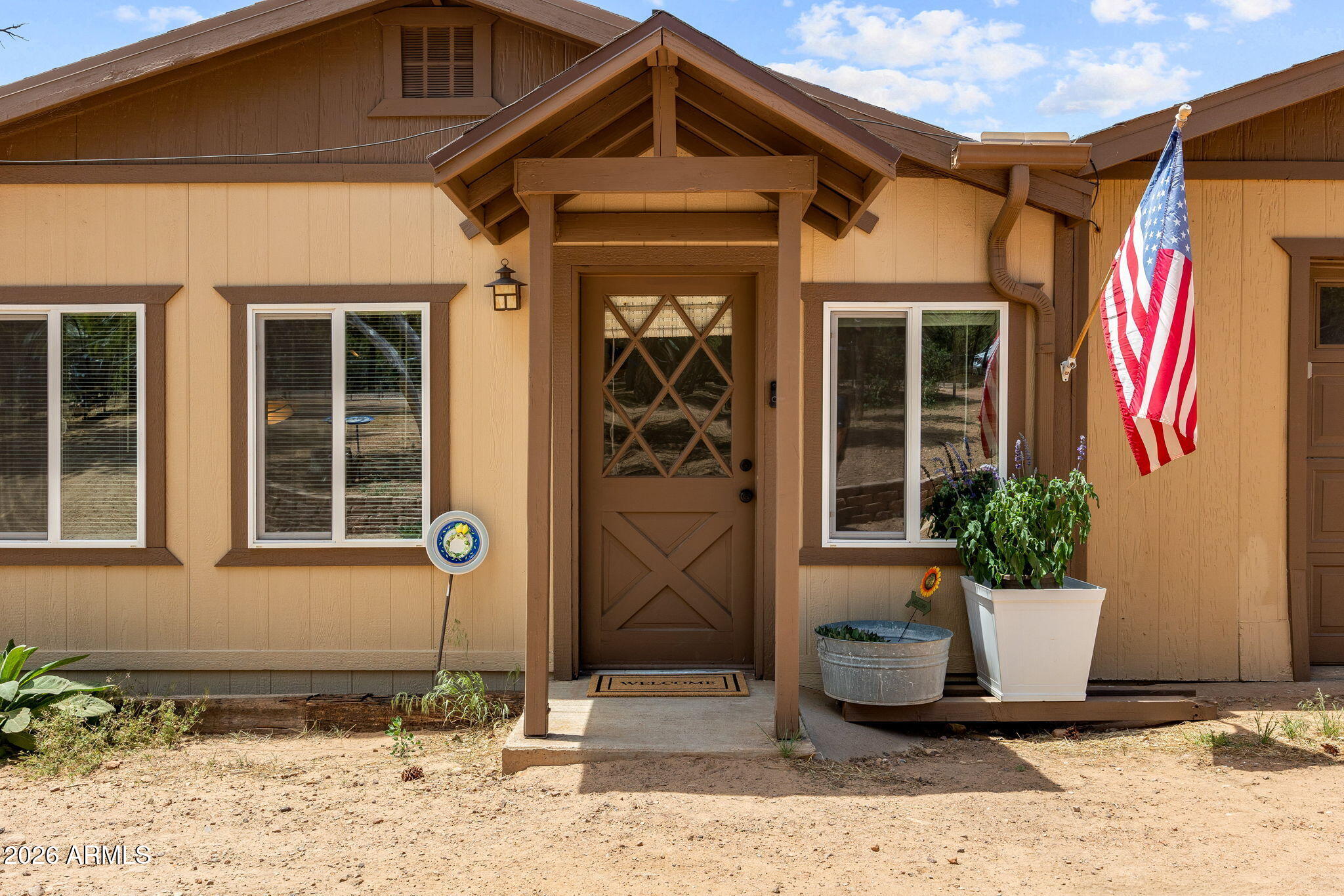 3384 Turkey Run Overgaard, AZ 85933 - Photo 3 of 37 a front view of a house