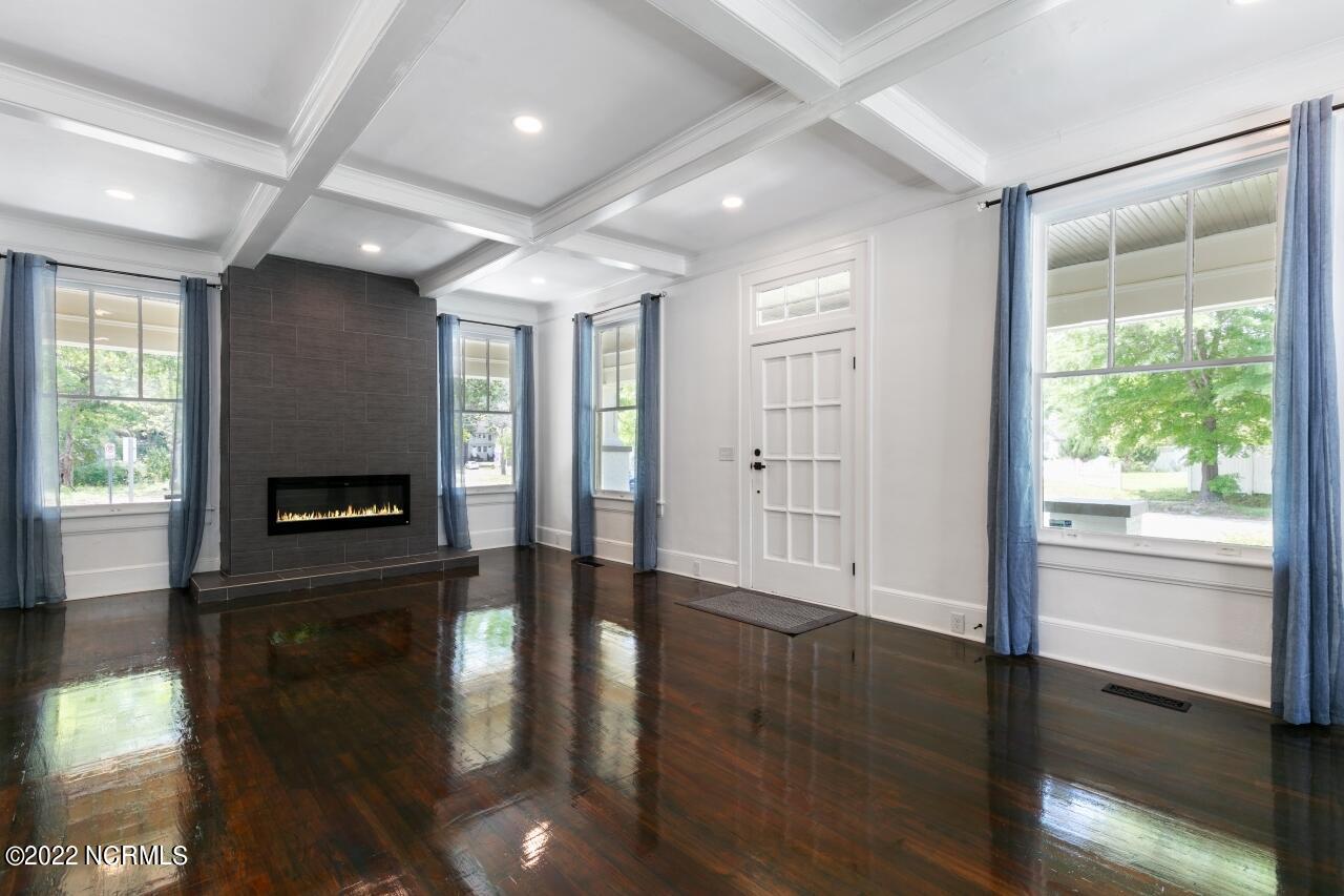 300 Raleigh Rd Parkway North Wilson, NC 27893 - Photo 5 of 35 300-raleigh-road-parkway-north-wilson-nc