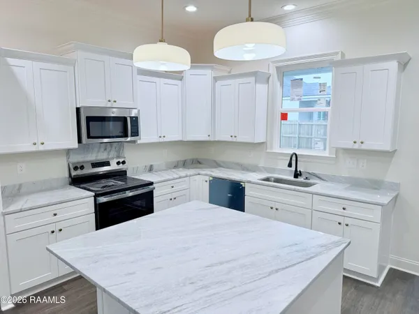 $258,900 | 108 Fig, Lafayette, LA 70506