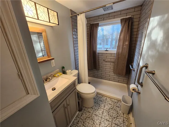 $419,000 | 1200 Comstock Avenue, Syracuse, NY 13210