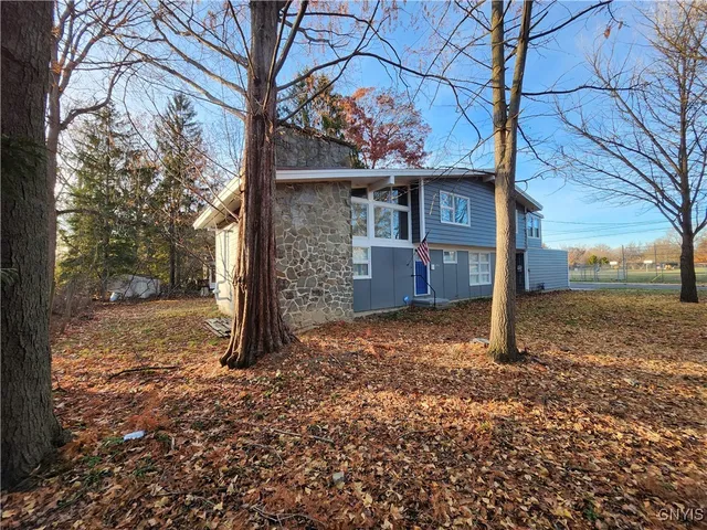 $419,000 | 1200 Comstock Avenue, Syracuse, NY 13210