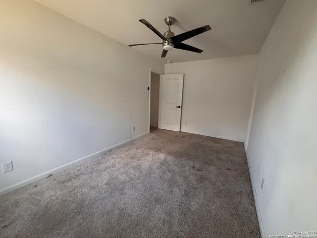 $2,000 | 12166 Parish Divide, San Antonio, TX 78252