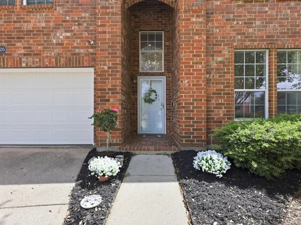 $385,000 | 4505 Heron Pond Lane, Denton, TX 76208