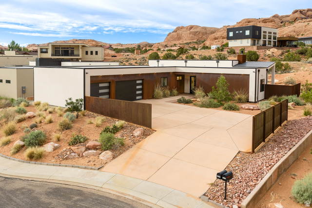 2209A Salida Del Sol Moab, UT 84532 - Photo 2 of 47