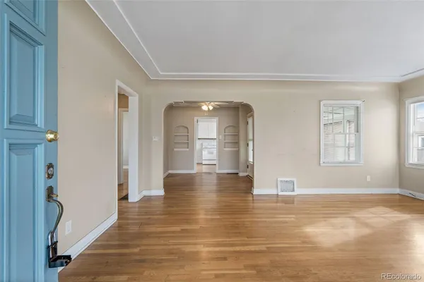 $2,300 | 1321 East Monument Street, Colorado Springs, CO 80909