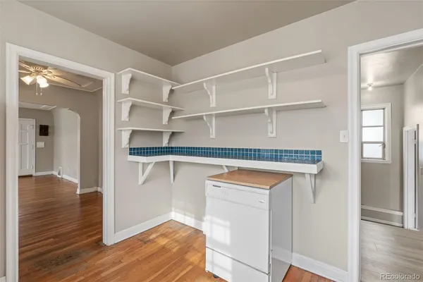 $2,300 | 1321 East Monument Street, Colorado Springs, CO 80909