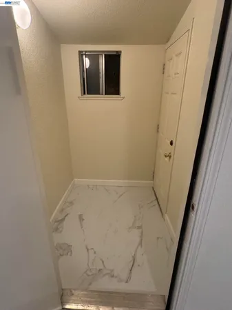 $2,350 | 416 Grove Way, Hayward, CA 94541