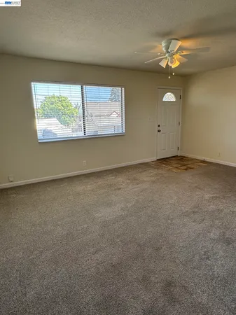 $2,350 | 416 Grove Way, Hayward, CA 94541