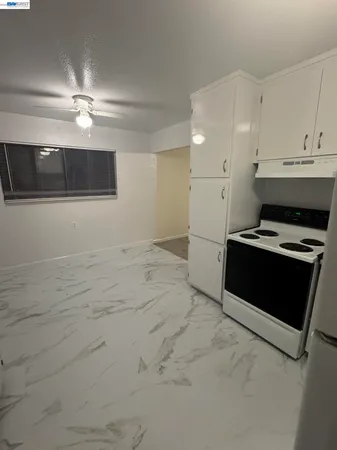 $2,350 | 416 Grove Way, Hayward, CA 94541