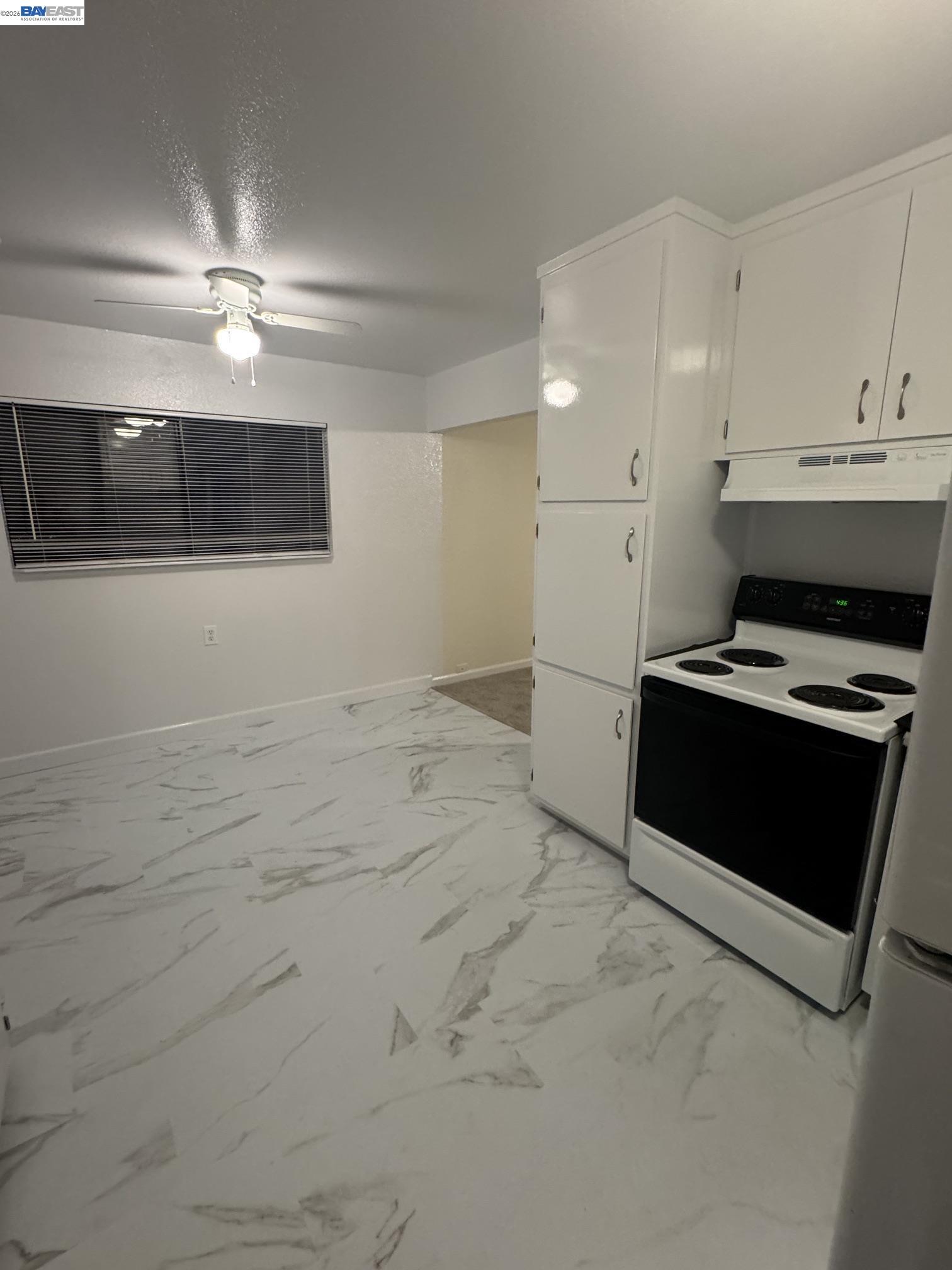 416 Grove Way Hayward, CA 94541 - Photo 4 of 11