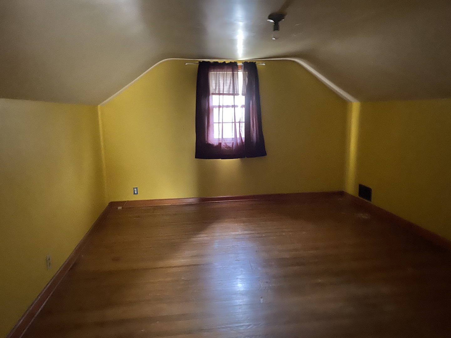 306 South Heaton Street Morrison, IL 61270 - Photo 4 of 8