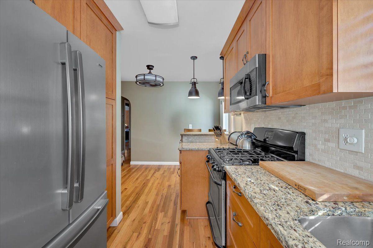 198 Benjamin Street Romeo, MI 48065 - Photo 18 of 40 Gallery Image 18