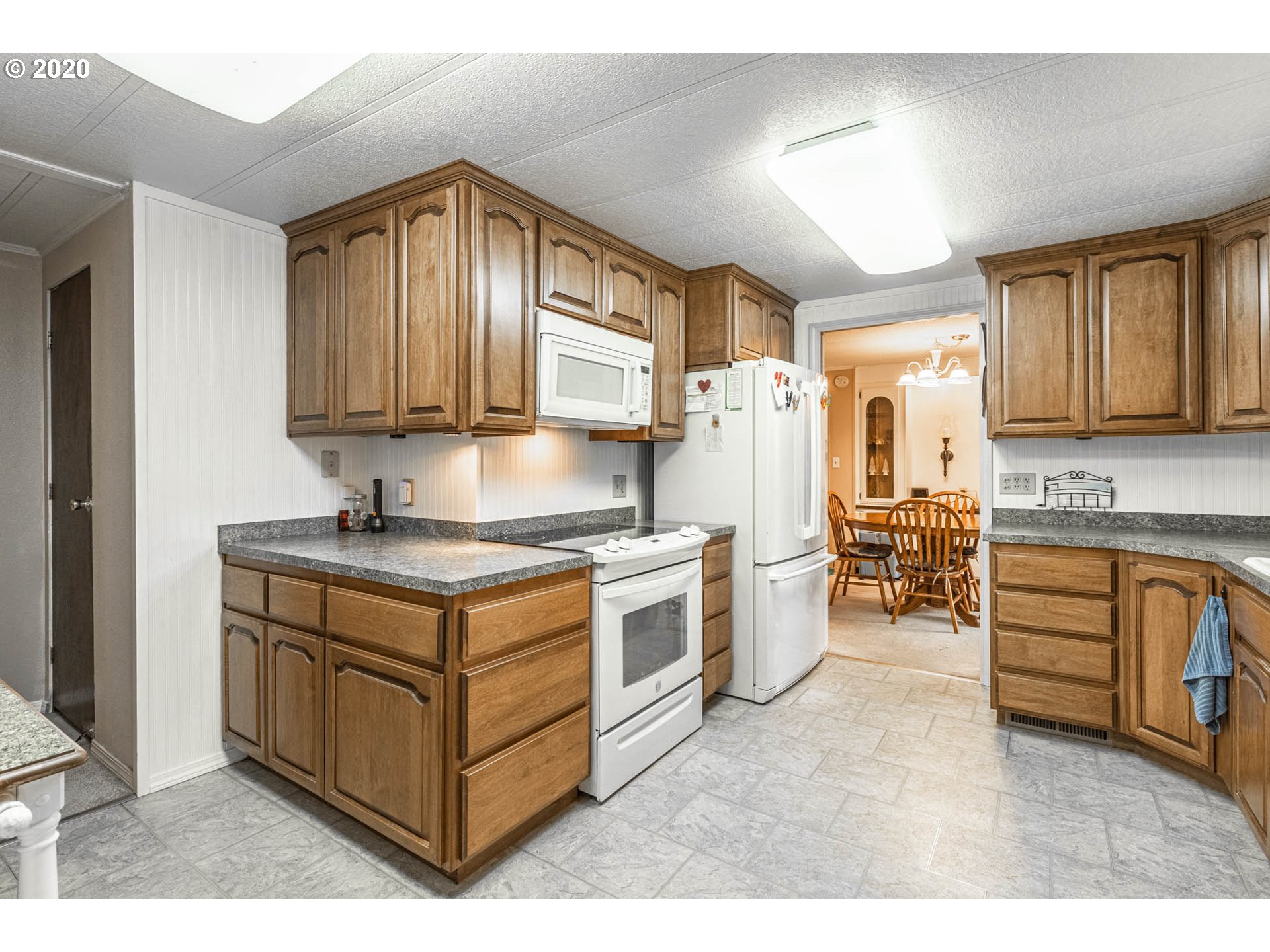 80491 Old Lorane Road Eugene, OR 97405 - Photo 10 of 32 Gallery Image 10