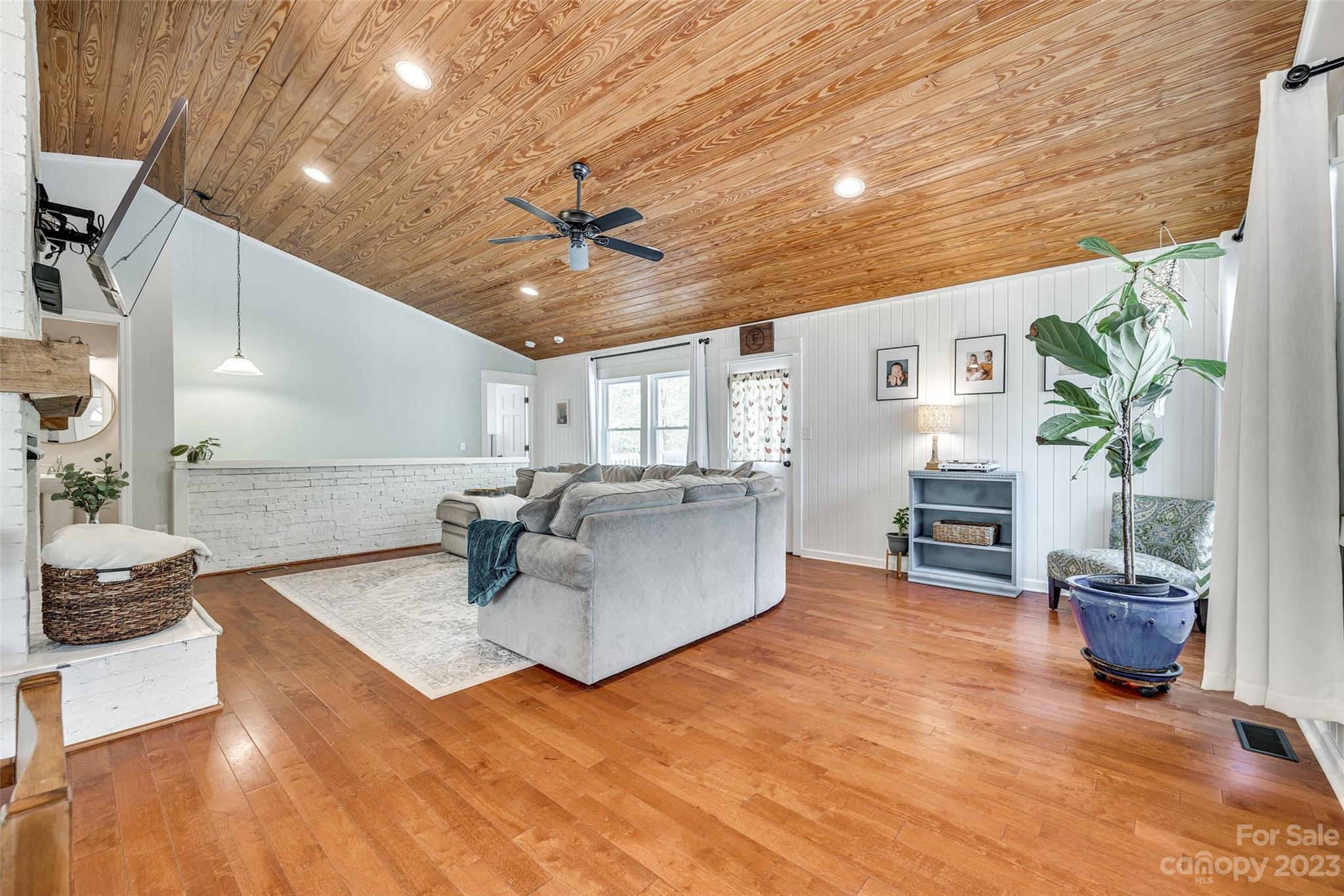 715 Lochaven Road Weddington, NC 28173 - Photo 4 of 30 Gallery Image 4