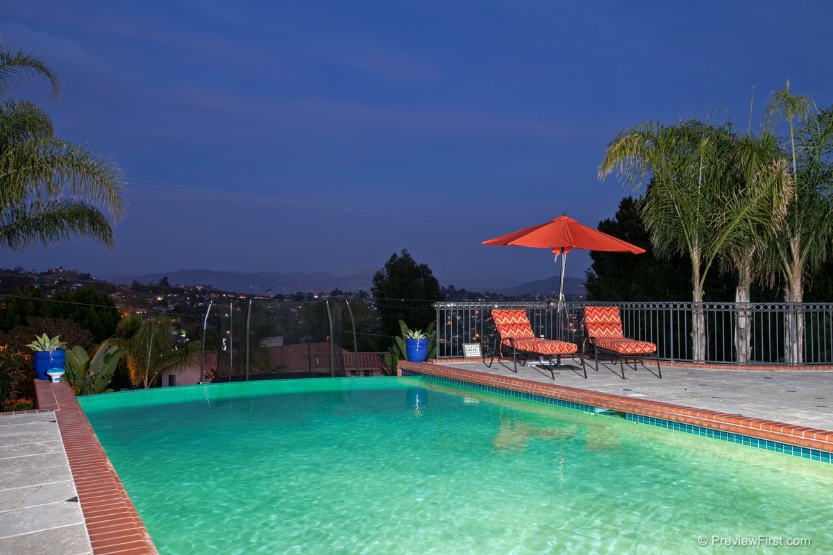 4258 North Rogers Road Spring Valley, CA 91977 - Photo 4 of 25