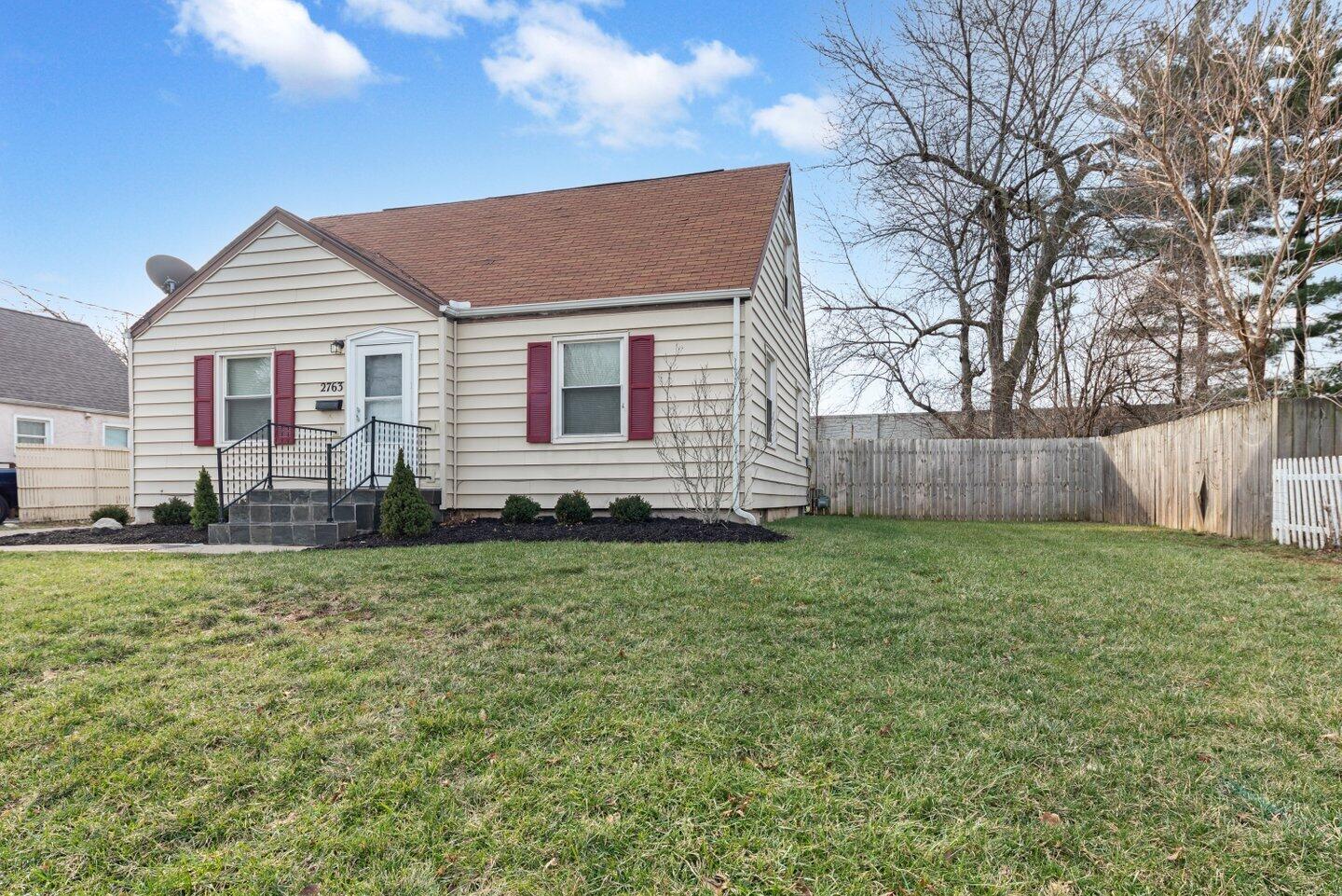 2763 Beulah Road Columbus, OH 43211 - Photo 2 of 33 _LLP9327.jpg-SMALL