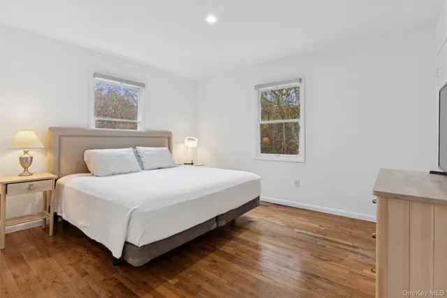 $1,799,000 | 33 Whalers Drive, Sag Harbor, NY 11963