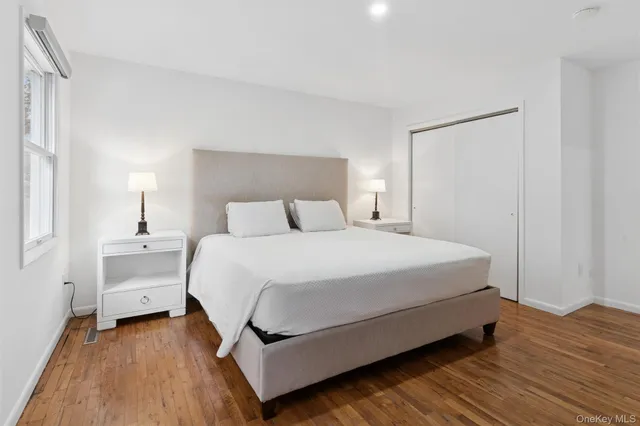 $1,799,000 | 33 Whalers Drive, Sag Harbor, NY 11963