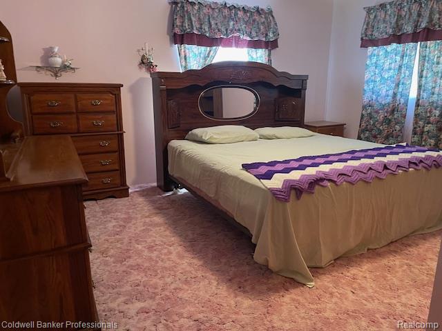 5447 Rensselear Drive Lapeer, MI 48446 - Photo 12 of 22 Nice size Primary bedroom suite with primary bath, large linen closet