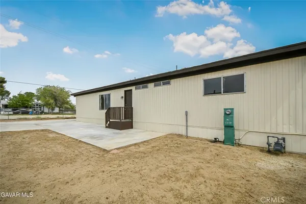 $299,990 | 2489 55th Street West, Rosamond, CA 93560