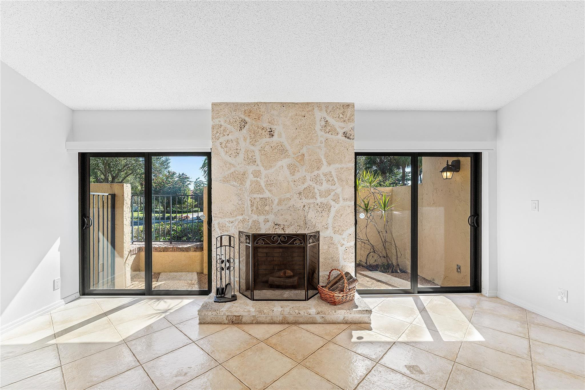 6829 Pradera Drive Boca Raton, FL 33433 - Photo 22 of 28 Photo 22