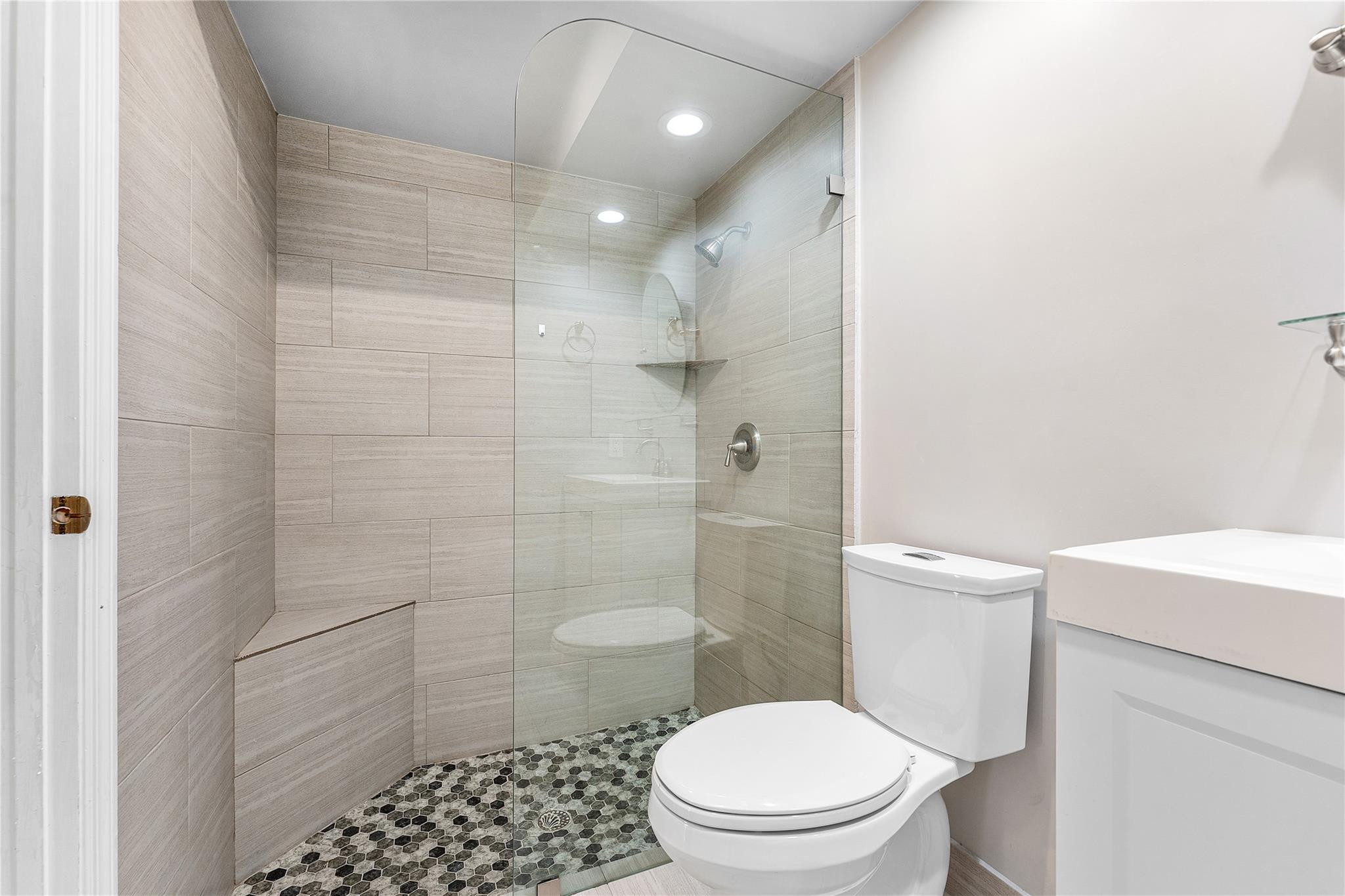 6829 Pradera Drive Boca Raton, FL 33433 - Photo 10 of 28 Photo 10