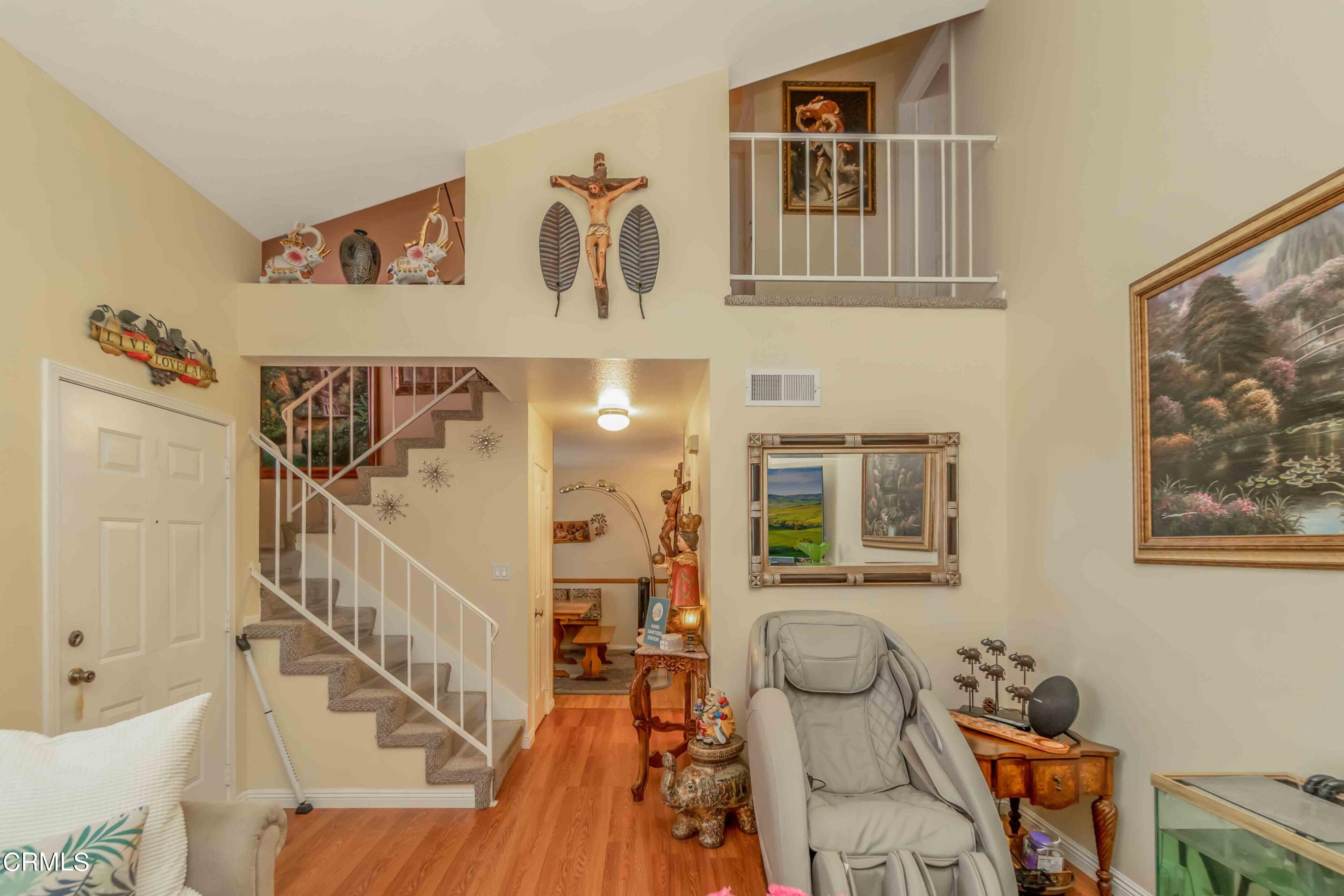 432 Johnson Road Oxnard, CA 93033 - Photo 20 of 40 a view of entryway and workspace