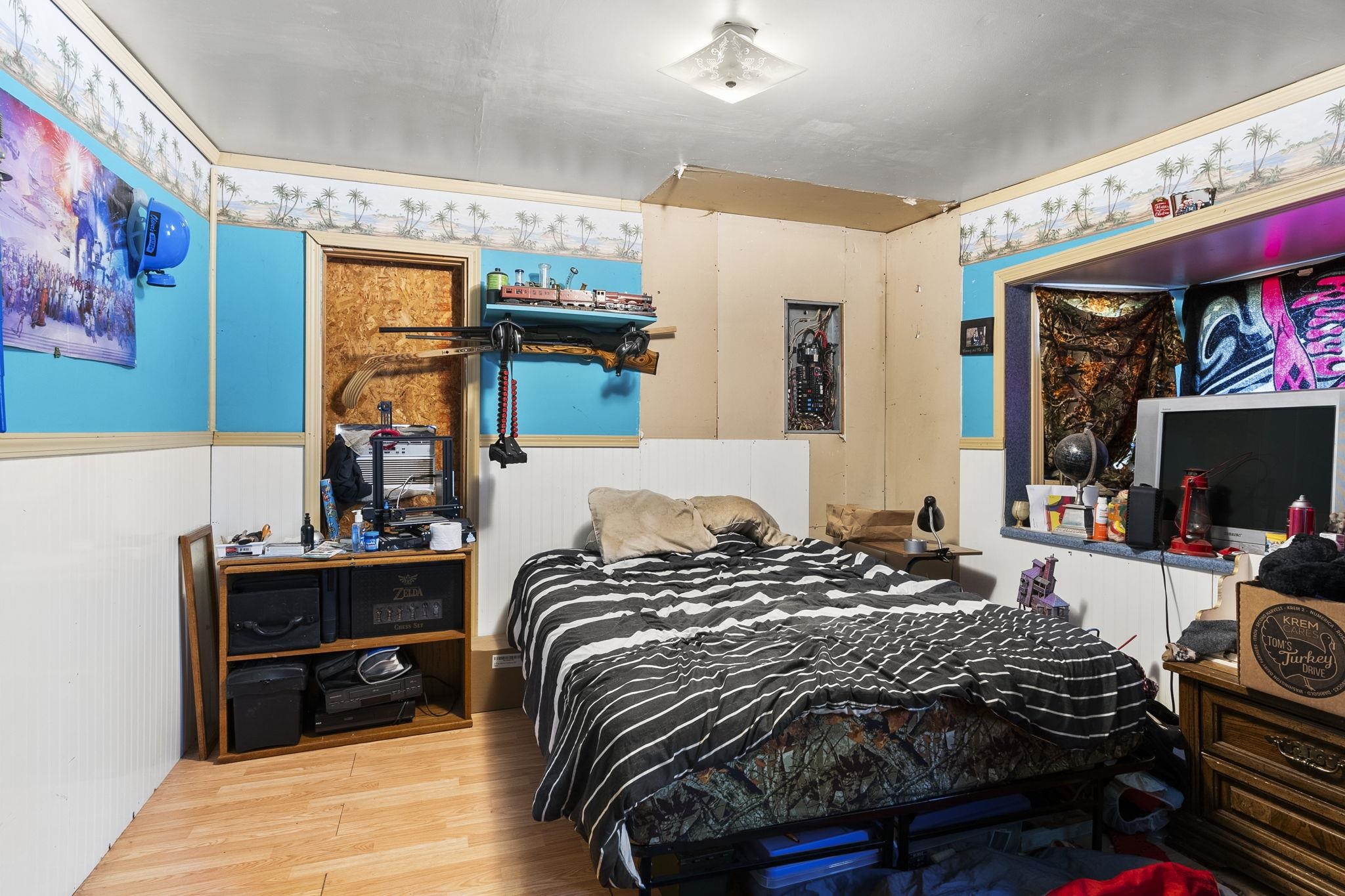 40402 North Hardesty Road Elk, WA 99009 - Photo 8 of 11
