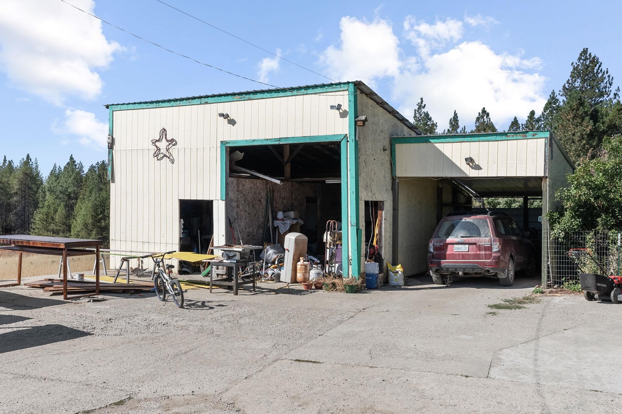 40402 North Hardesty Road Elk, WA 99009 - Photo 10 of 11