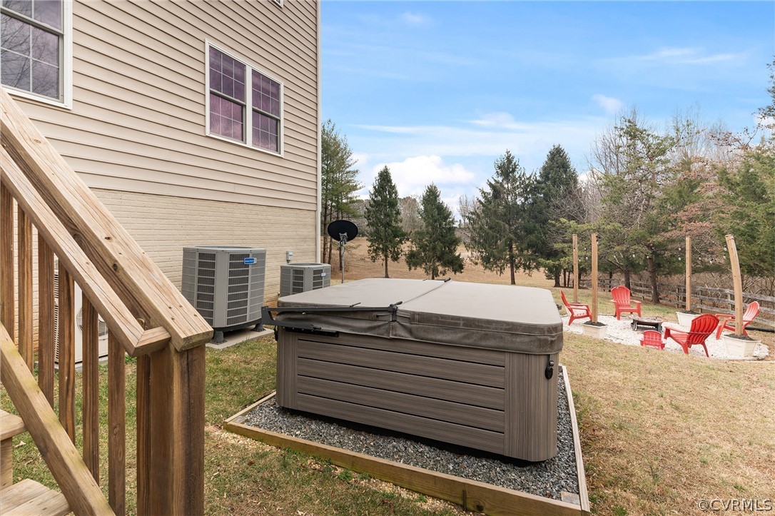 6150 Advance Mills Road Ruckersville, VA 22968 - Photo 14 of 50 a view of a terrace with sitting area