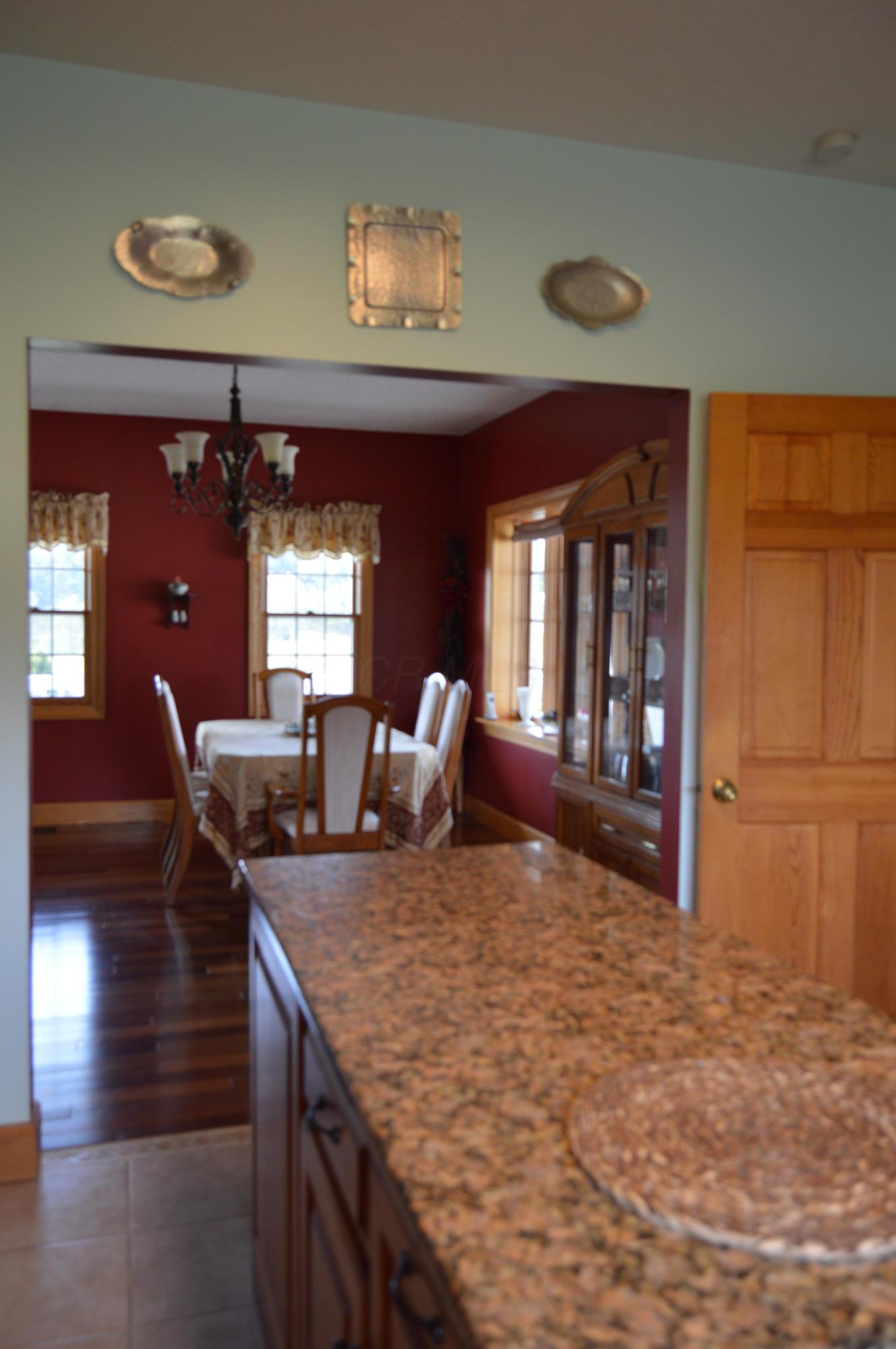 23883 Thompson Road Howard, OH 43028 - Photo 16 of 43 Gallery Image 16