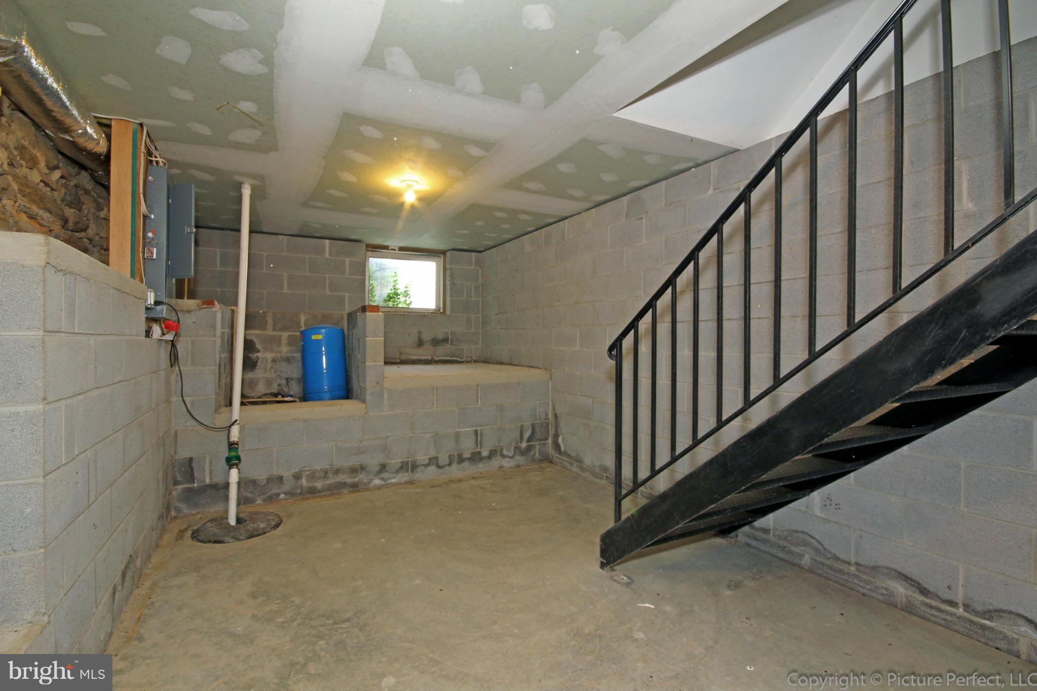 1801 Long Corner Road Mount Airy, MD 21771 - Photo 28 of 30 a view of a hallway with staircase