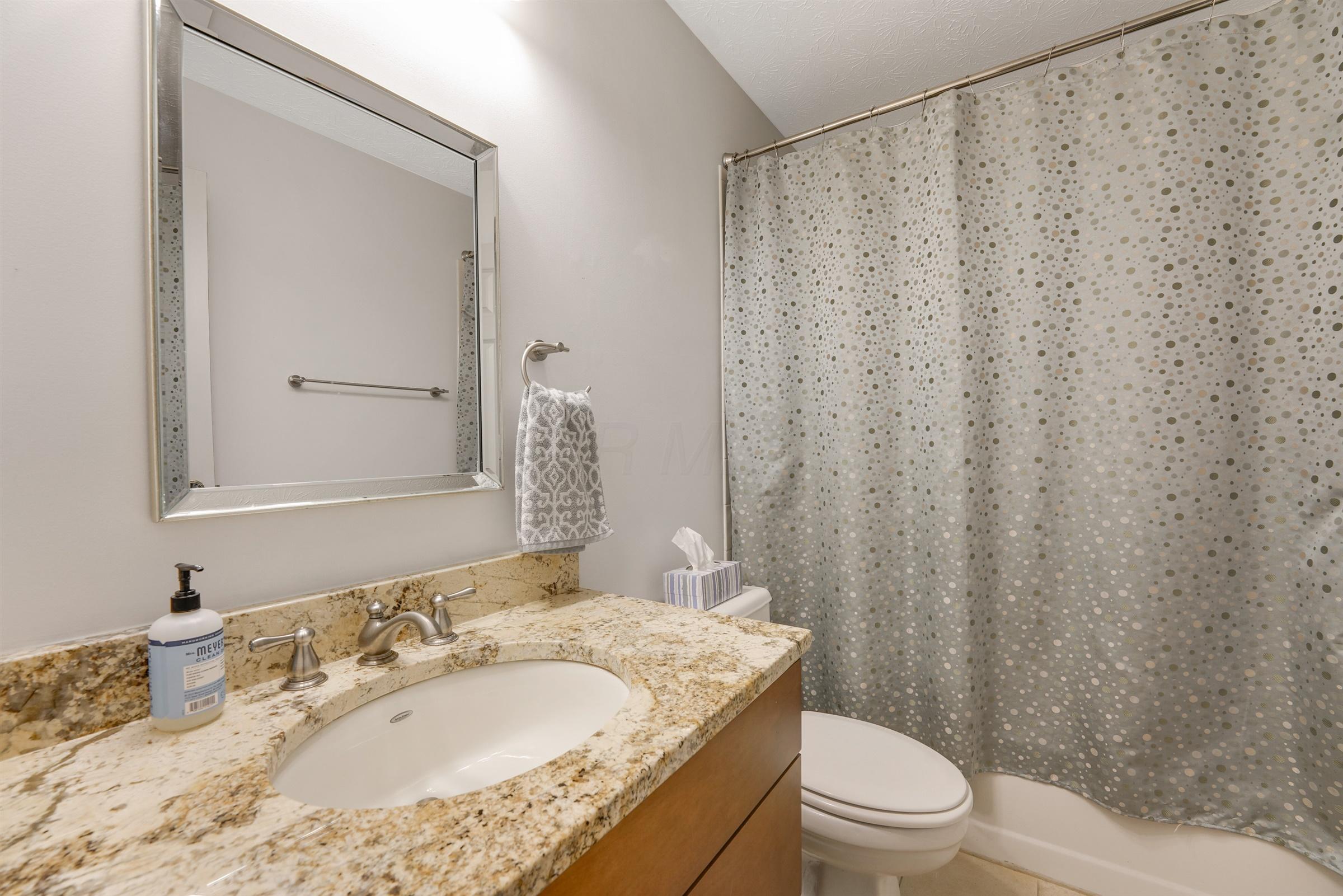 5475 Dexter Falls Road Columbus, OH 43221 - Photo 33 of 50 Gallery Image 33