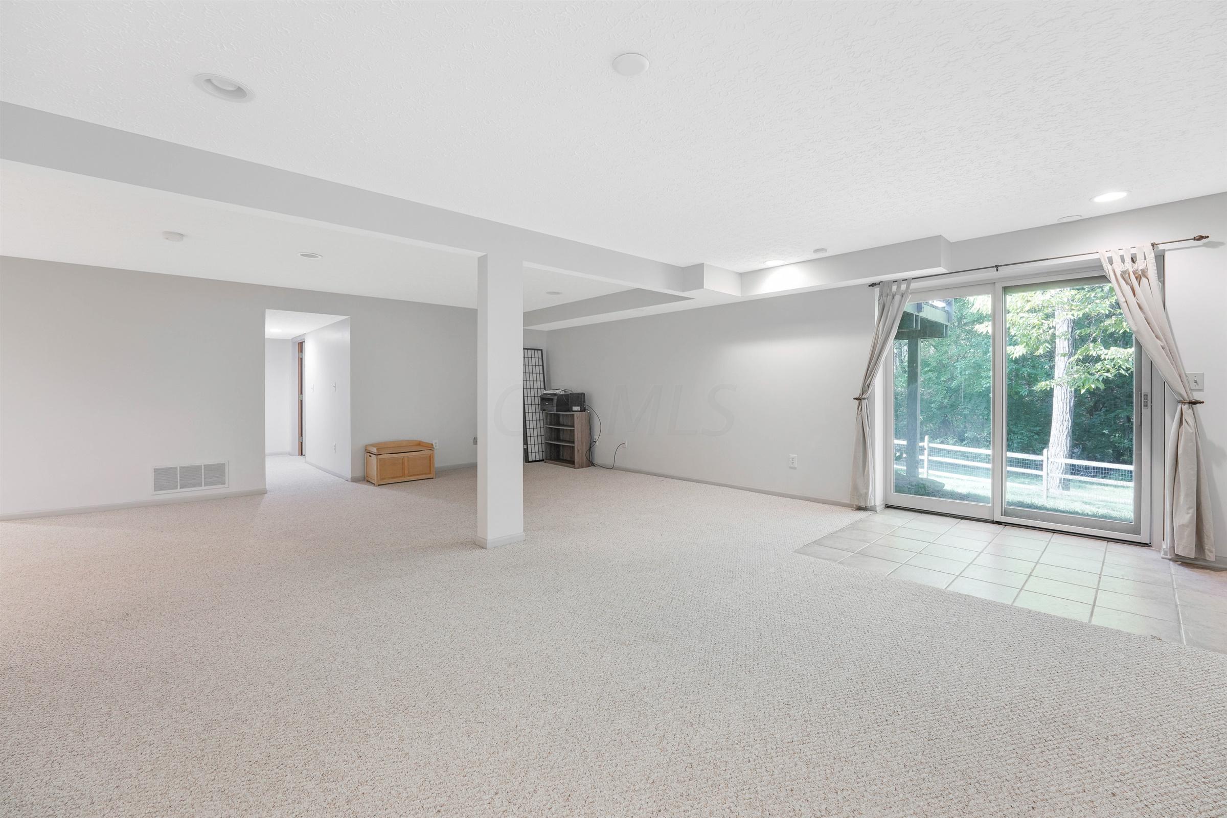 5475 Dexter Falls Road Columbus, OH 43221 - Photo 43 of 50 Gallery Image 43
