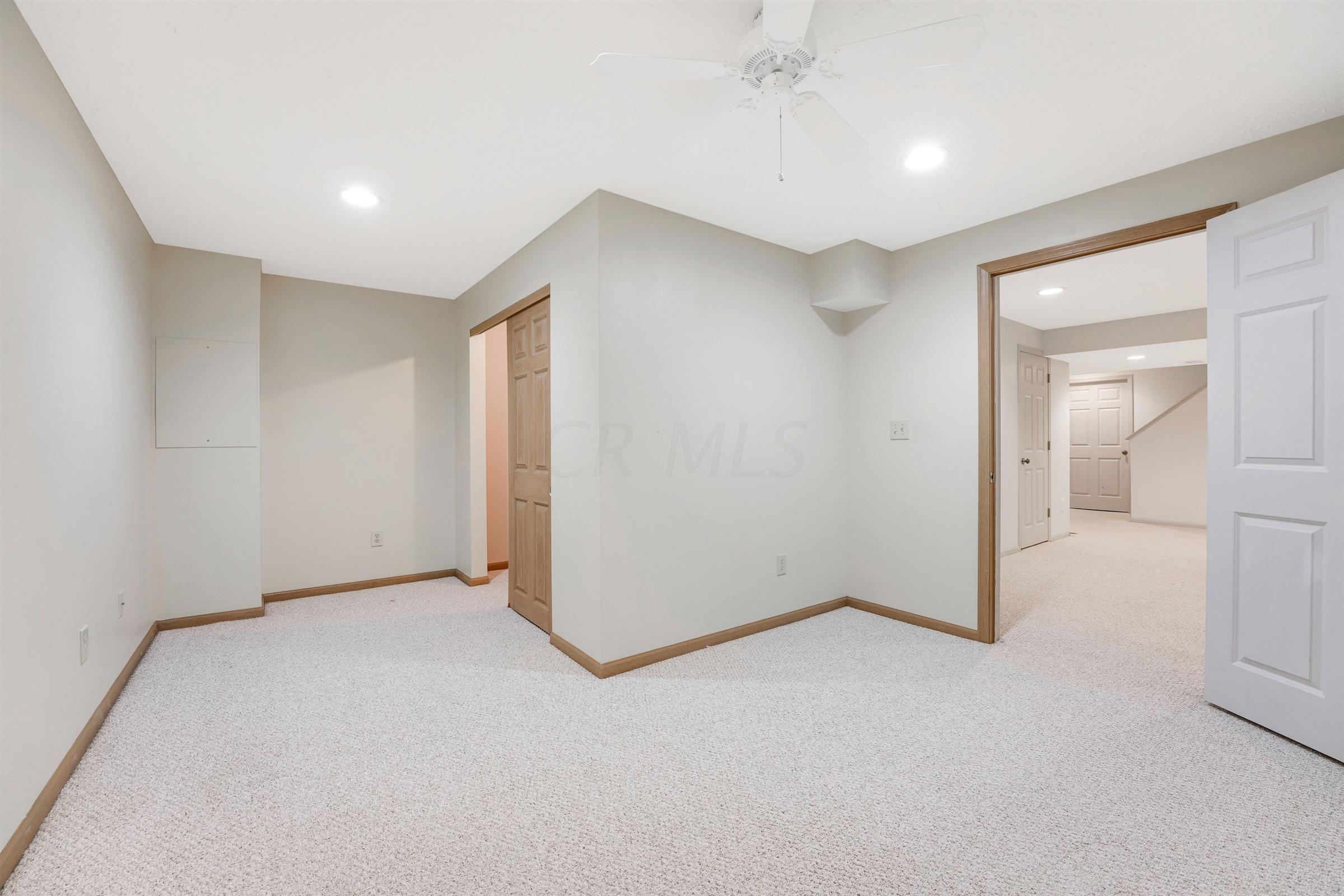 5475 Dexter Falls Road Columbus, OH 43221 - Photo 45 of 50 Gallery Image 45